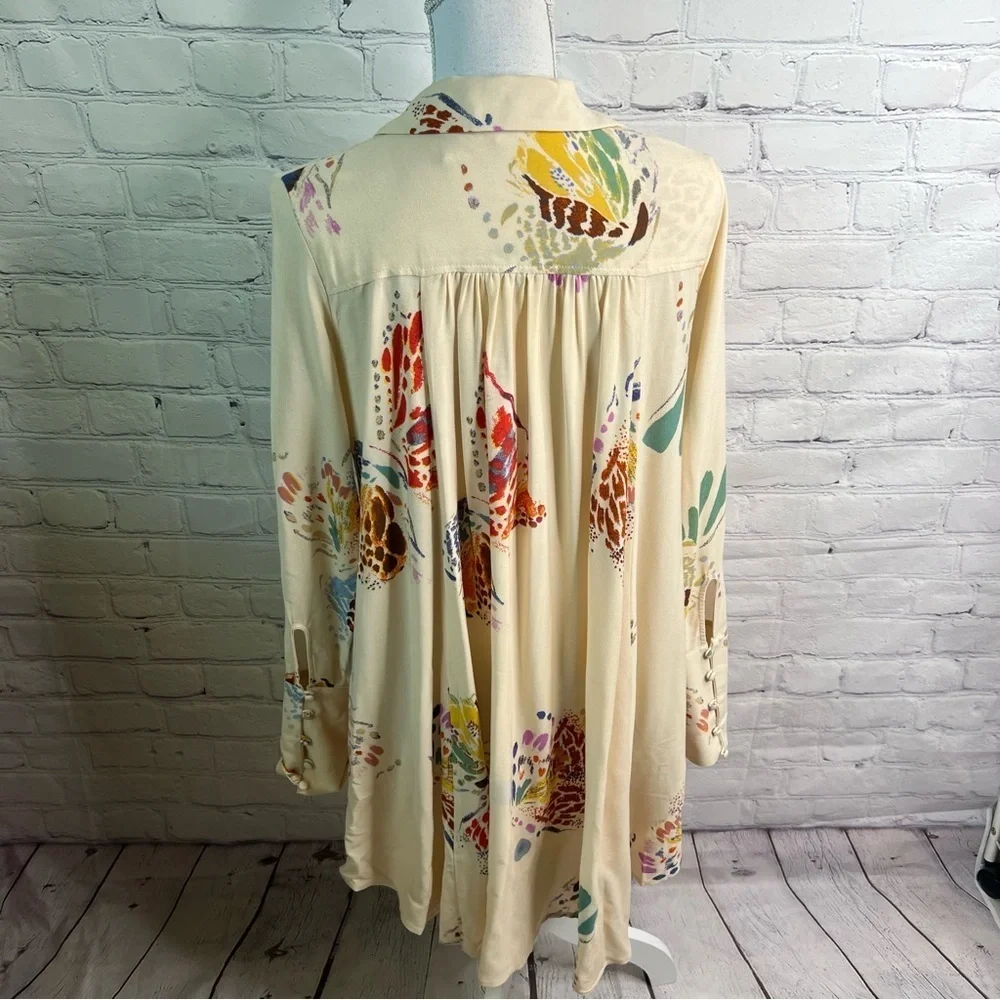 FREE PEOPLE Hi Lo Tunic Field of Butterflies Blouse Top Small XS